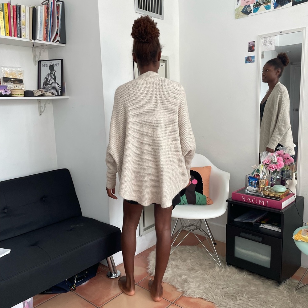 Cardigan - Picture 2 of 2
